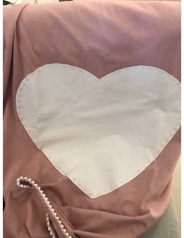 Coperta in jersey rosa con cuori e...