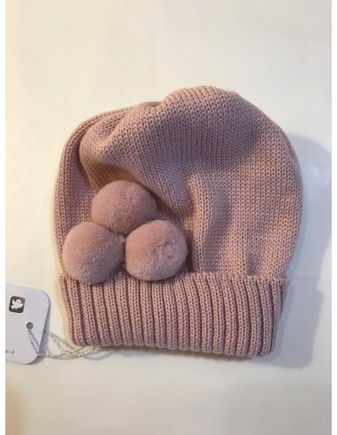 cappellino in lana con 3 pon pon