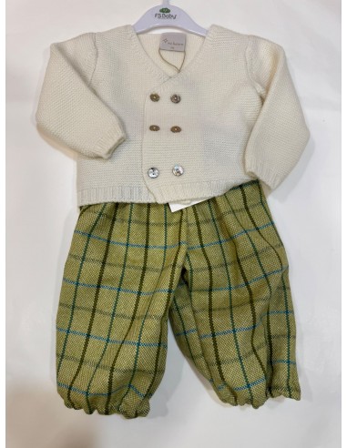 Pantaloni a quadri verdi ripresi in...