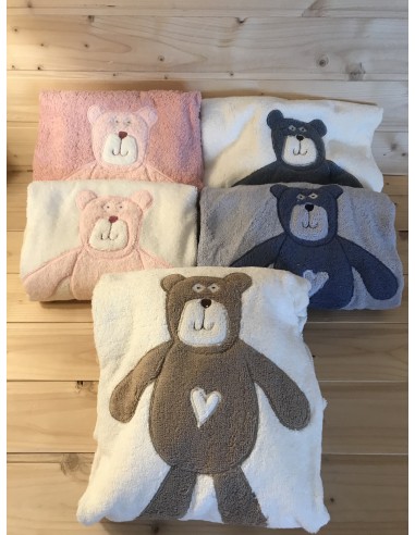 Poncho in spugna rosa con orso rosa